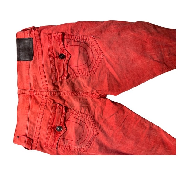 True Religion - Picture 1 of 3